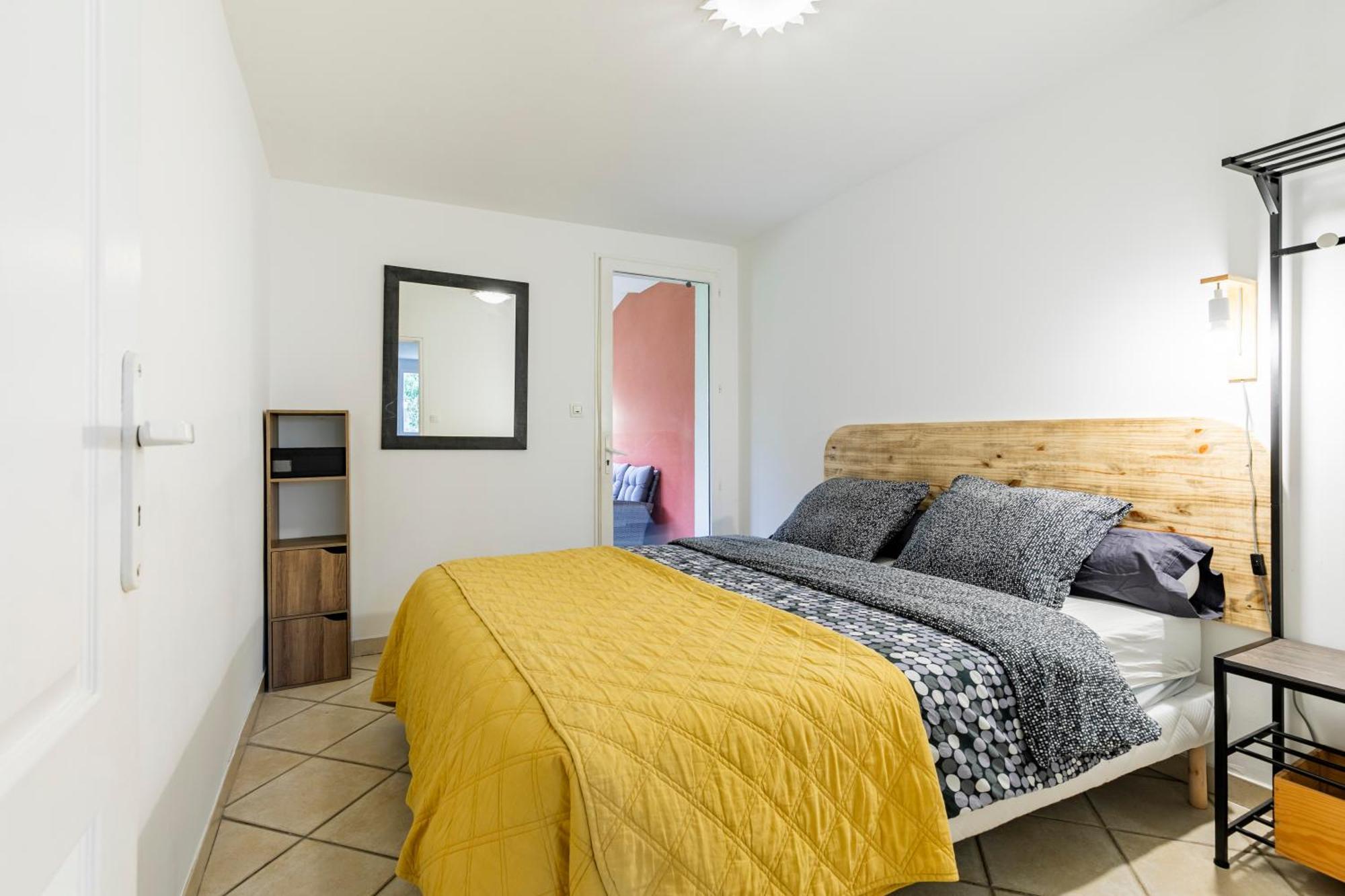 Maison Arcachonnaise Sur Merignac Bagian luar foto